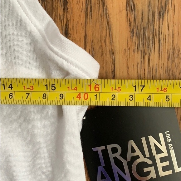 Victoria’s Secret Workout Top - Picture 5 of 8